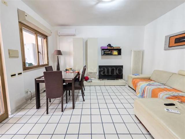 Villino a Schiera di 150 mq a Centro Santa Marinella