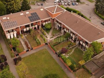 Villino a Schiera di 150 mq a Piazza Gussago