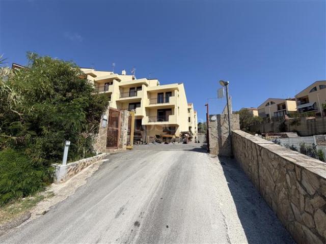 Villino a Schiera di 165 mq a Faro, Ganzirri, Sant'Agata Messina
