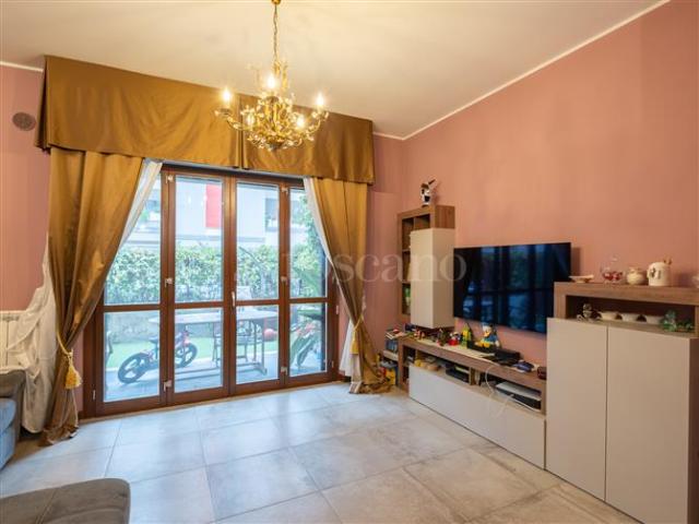 Villino a Schiera di 200 mq a Cucchiarelli, Quartiere Europa Latina