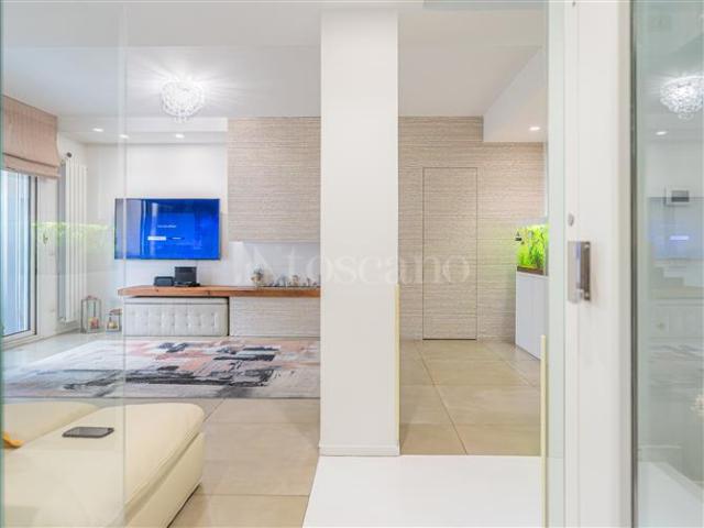 Villino a Schiera di 230 mq a Centro San Giovanni la Punta