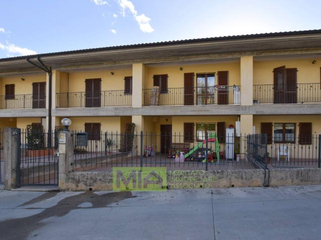 Villino a schiera in vendita a Santa Vittoria in Matenano