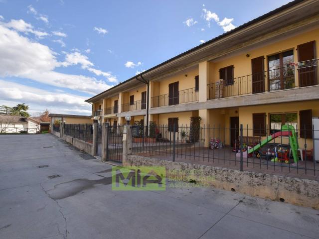 Villino a schiera in vendita a Santa Vittoria in Matenano