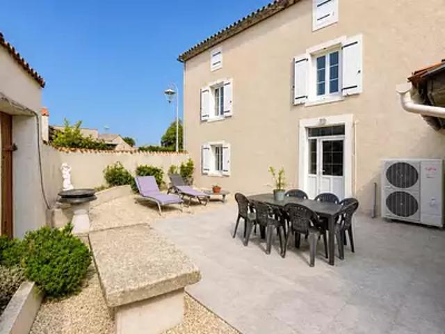 Villiers Couture 17510 Achat / Vente maison 6 pièces t6 jardin cave