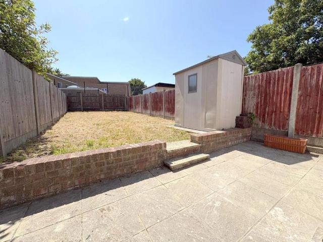 Villiers Road, London 5 bed terraced house to rent £4,004 pcm £924 pw