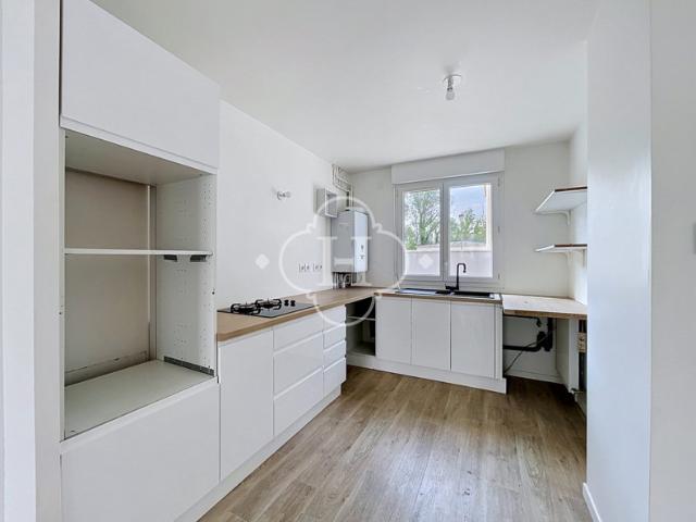 Villiers Saint Frédéric Jolie maison récente 4 pièces de 8