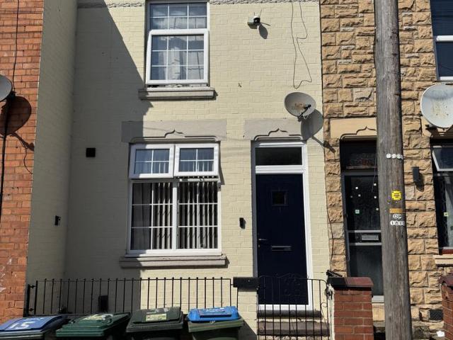 Villiers Street, Coventry CV2 4 bed semi detached house to rent £1,999 pcm £461 pw