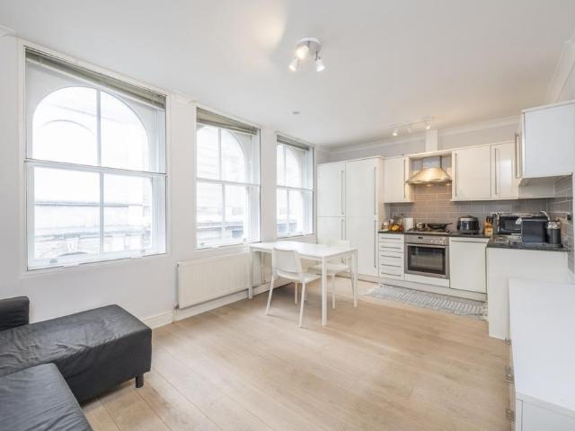 Villiers Street, London, WC2N 1 bed flat to rent £2,816 pcm £650 pw