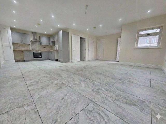 Villiers Street, Willenhall, WV13