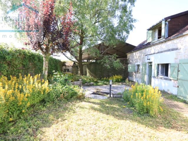 VILLON MAISON DE VILLAGE