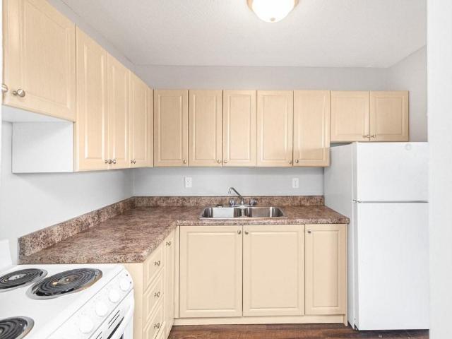Vilma Terrace 2 Bedroom Apartment for Rent at 230 Montmorency Dr, Hamilton, ON L8K 5H2 Red Hill