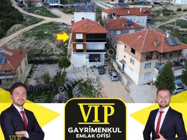 Vip Gayrimenkul'den Subaşı Okulu Yanı 2.kat 2+1 Daire