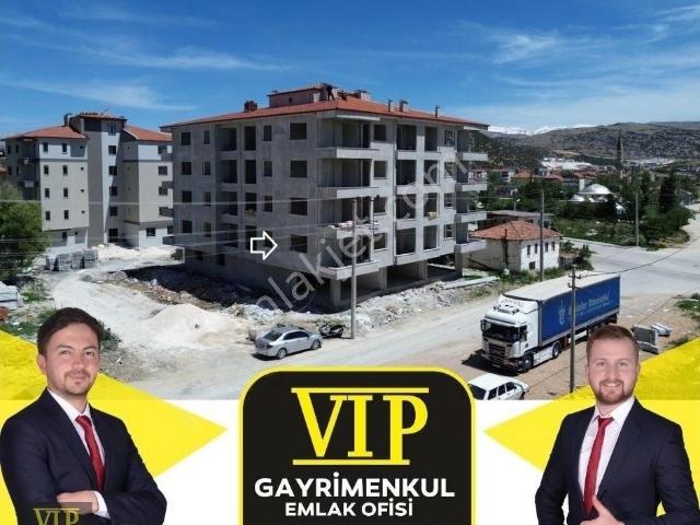 Vip Gayrimenkul'den Yeni Mah. Siteiçerisinde 3+1sıfır Lüks Daire