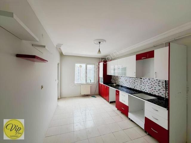 Vip Lineden Bostanbaşında Kiralık 3+1 Site İçi Daire
