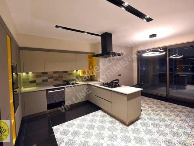 Vip Lineden Çilesizde Düşük Kat 4+1 Megalüx Daire