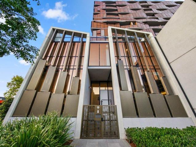 VIP Luxury Townhouse Fully Furnished