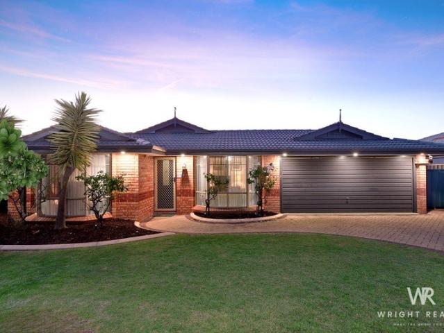 Stylish Family Living with Outstanding Outdoor Entertaining