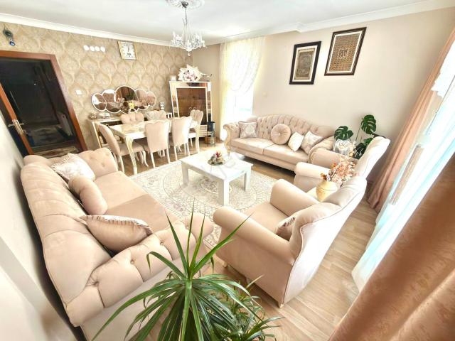 Vip 'ten Esertepe 'de Şehir Manzaralı 6+1 Dubleks Daire