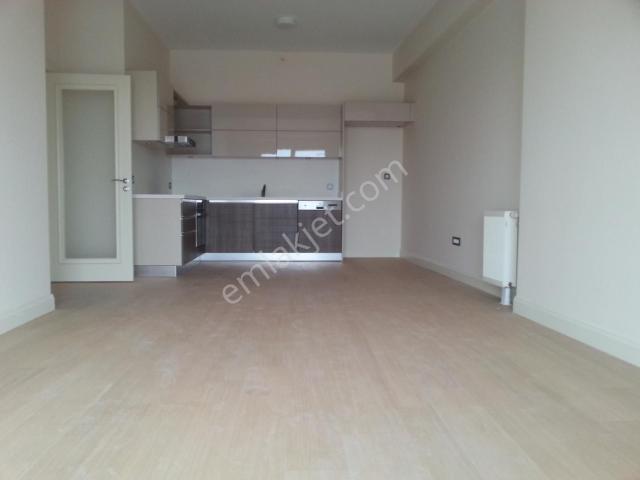 Viport Venezia'da Avm Mnz İki Banyo Kiralık 2+1 Daire