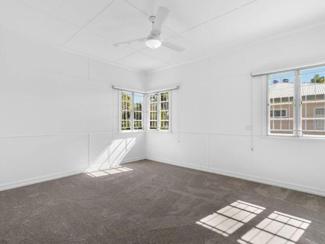 VIRTUAL TOUR AVAILABLE Recently Renovated Family Home on a Spacious Block in Ebbw Vale