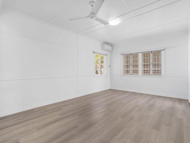 VIRTUAL TOUR AVAILABLE Recently Renovated Family Home on a Spacious Block in Ebbw Vale