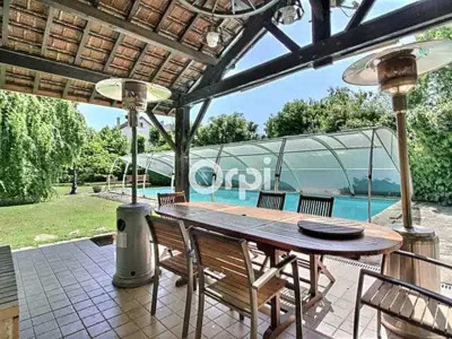 Viry Châtillon 91170 Achat / Vente maison 10 pièces t10 piscine jardin
