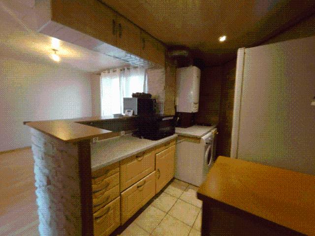 Viry chatillon proche Mairie: T3, 2 chambres, balcon, parkin