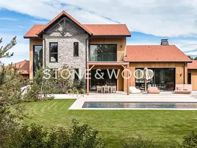 Viry 74580 Achat / Vente maison 7 pièces t7 piscine