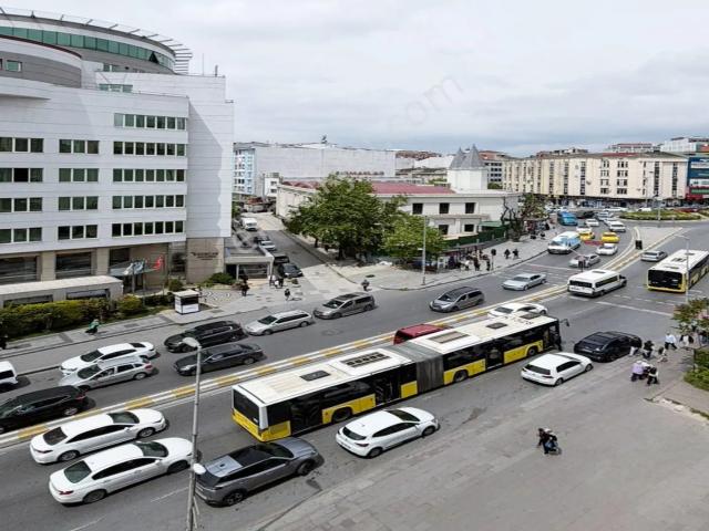 Vira Yapı'dan Esencan Hastanesi Karşısı 1+1 Satılık Daire !