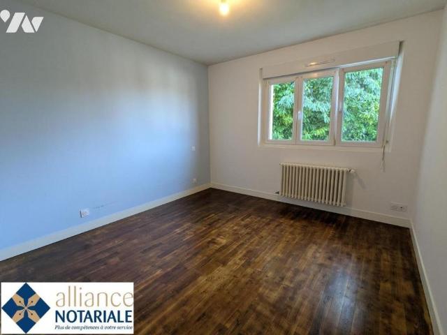 VIRE MAISON T4 825 € CC