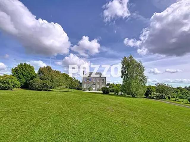 Vire Normandie 14500 Achat / Vente maison 7 pièces t7 au dernier étage