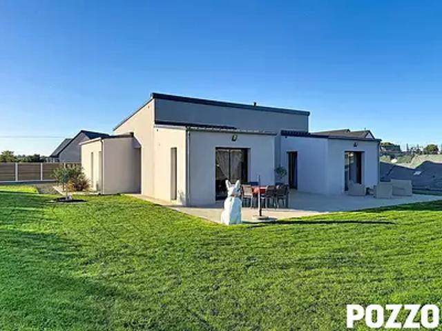 Vire Normandie 14500 Achat / Vente maison 5 pièces t5 au dernier étage jardin
