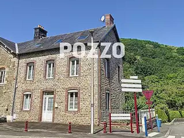 Vire Normandie 14500 Achat / Vente maison 8 pièces t8 cave