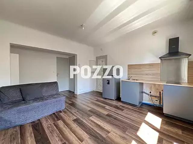 Vire Normandie 14500 Location appartement 2 pièces t2 parking