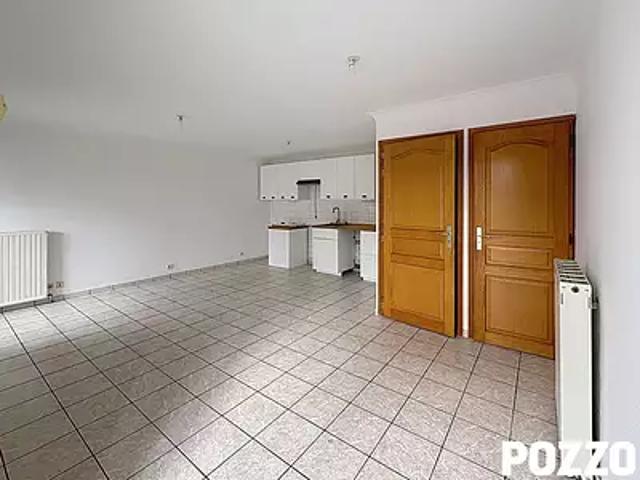 Vire Normandie 14500 Location maison 5 pièces t5 au dernier étage cave