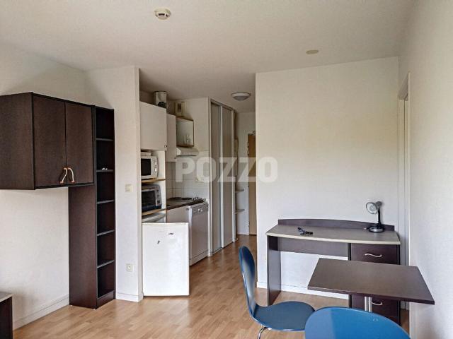 VIRE NORMANDIE: appartement meublé T1 22 m² à louer