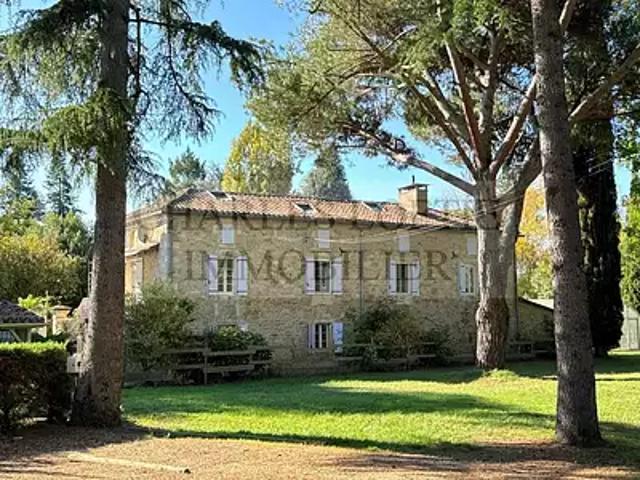 Vire sur Lot 46700 Achat / Vente maison 22 pièces t22 piscine