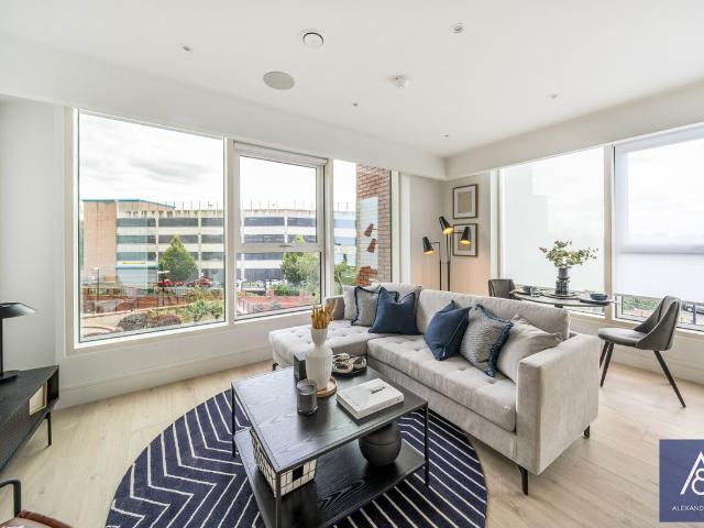 Virginia House, Walton Street HP21, 1 bed flat to rent, £1,150 pcm | PrimeLocation