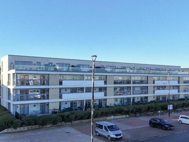 Virginia Road, New Brighton, 2 Bedroom Apartment
