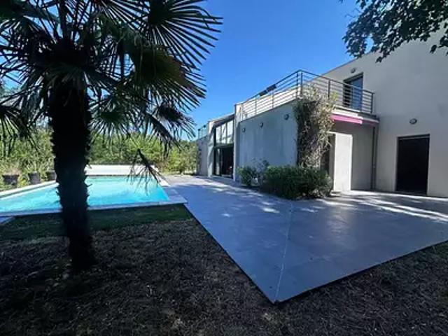 Viriville 38980 Achat / Vente maison 7 pièces t7 piscine