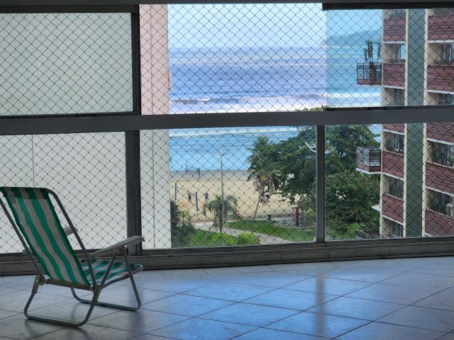 Vista ao mar, pé na areia!