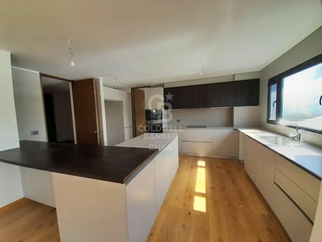 Vista al Lago y amplia terraza | Centro. 3 dormitorios por 17000.00 en Puerto Varas