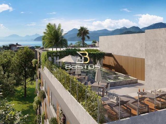 Vista mar, Apartamento a venda em Ubatuba, próximo a rua guarani e shopping Mall