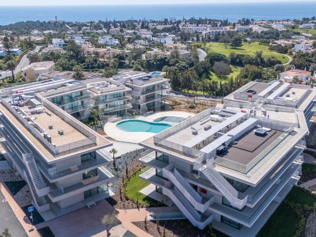 Vista Mar & Golfe | Apartamento Duplex De Luxe T4 Novo No No. 369m² Lagoa e Carvoeiro