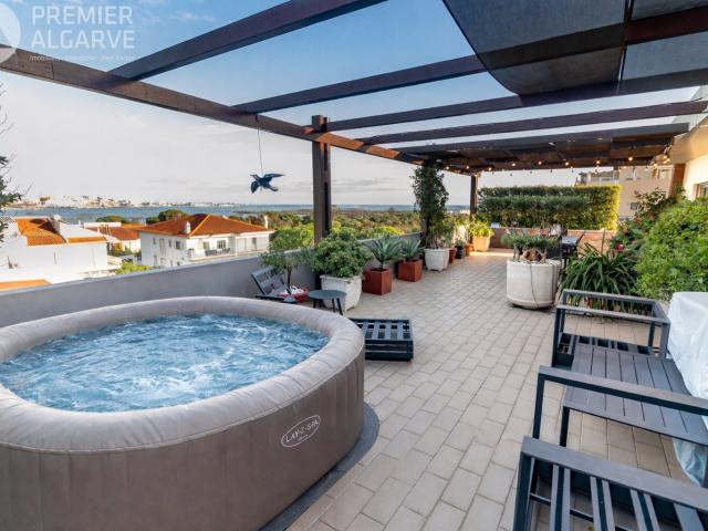 VISTA MAR Penthouse T3 com fantástico terraço Faro