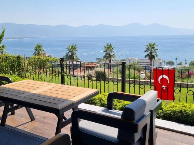 Vista Marin Sitesi'nde En Ön Sıra Deniz Manzaralı 3+1 Kiralık Daire