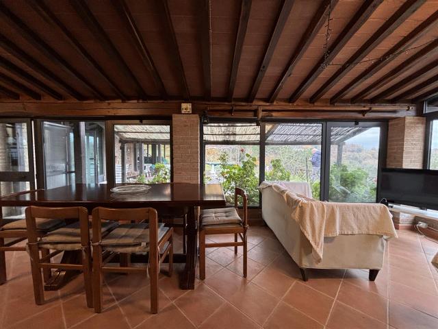 Vista panoramica della casa di campagna 143m² Rivalto