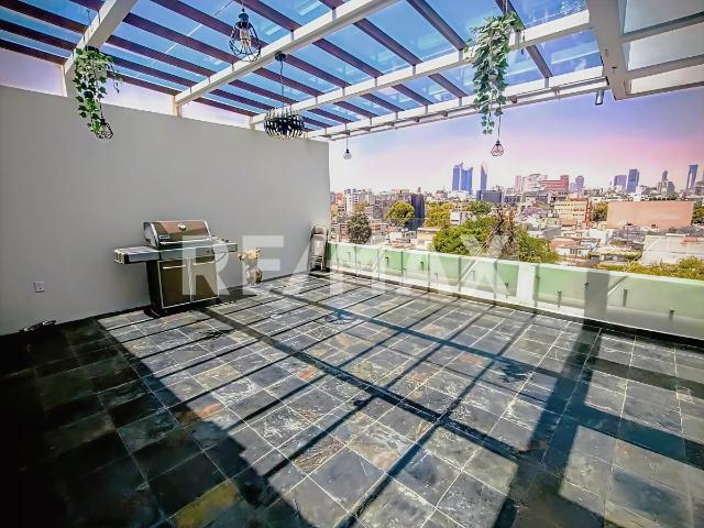 Vista Panorámica: Penthouse en Renta en Roma Sur Amueblado y Listo Para Entrar!