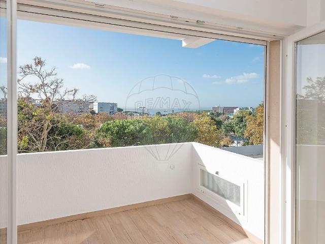 VISTA RIO TOTALMENTE REMODELADO
