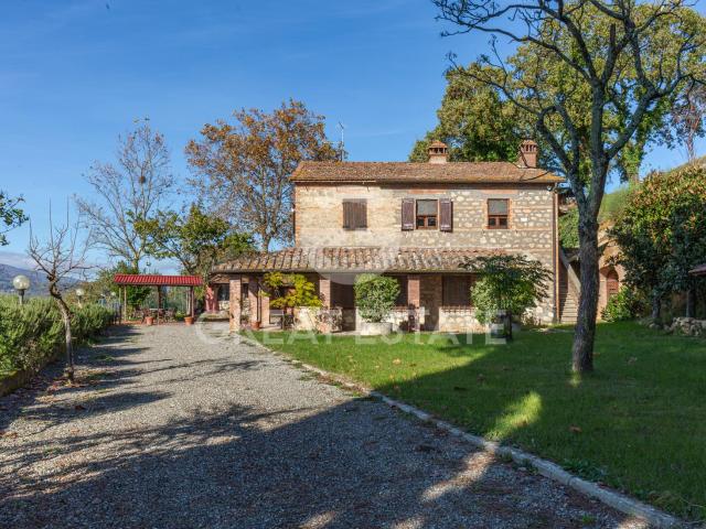 Vista Sulla Valle 540m² Cetona